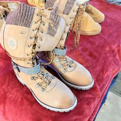 Woman’s Shoes 