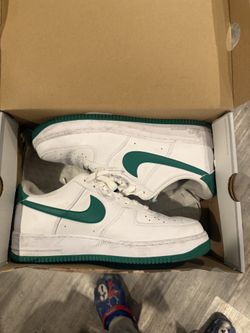 Air Force One. Size 12 Men