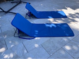 Beach recliners 2x