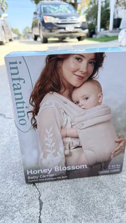 Infantino Honey Blossom Infant Carrier - new