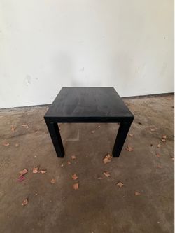 Black End Table / Side Table – Minimal Modern Style