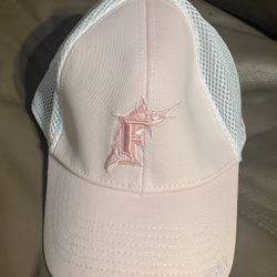 Pink / White Florida Marlins Women’s New Era Small Medium Hat 