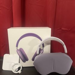 Purple AirPod Maxes