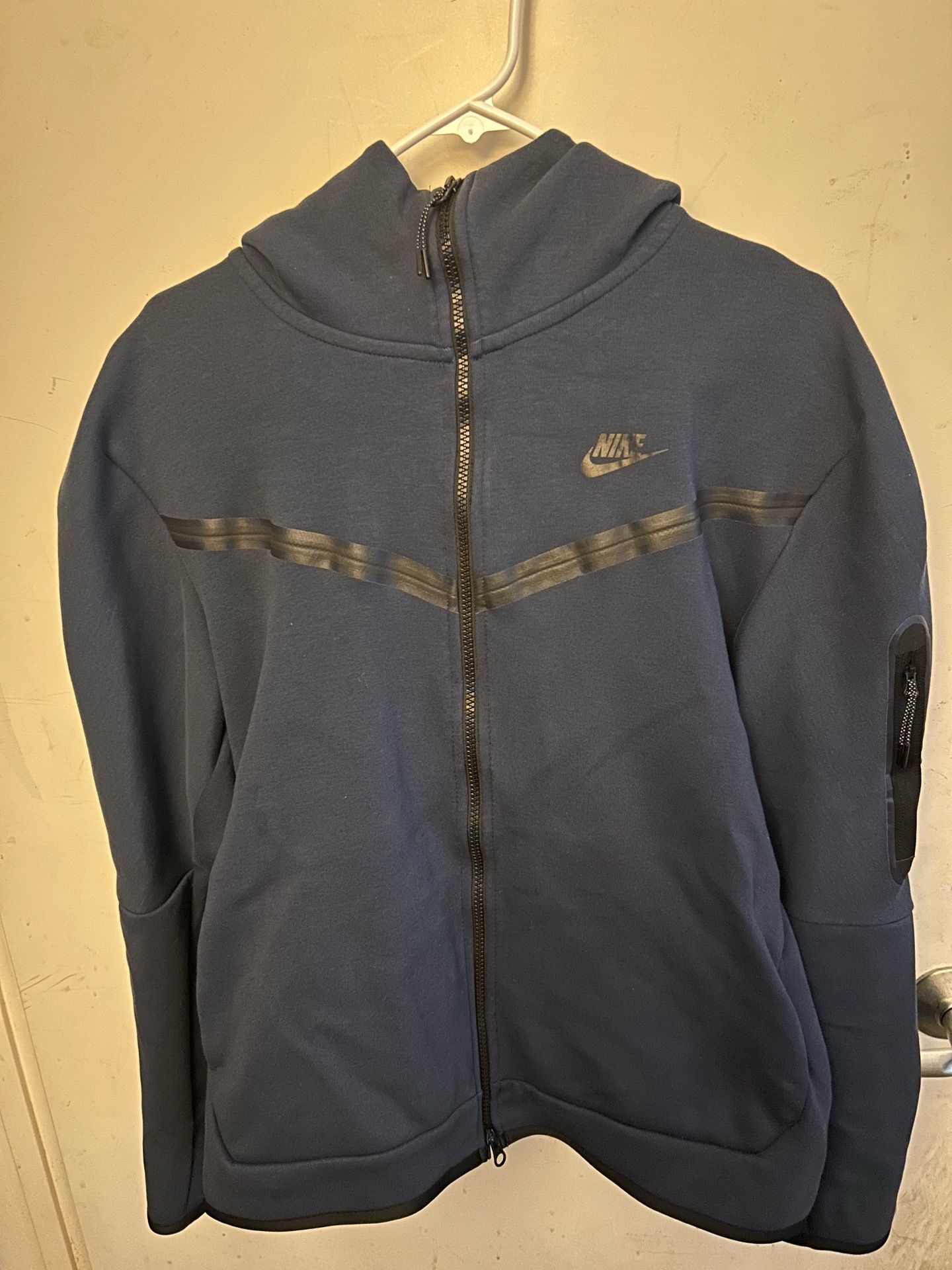 Navy Nike Tech /Sweater and Pants