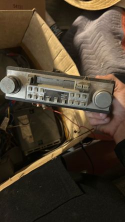 Vintage Car Radio Head Unit