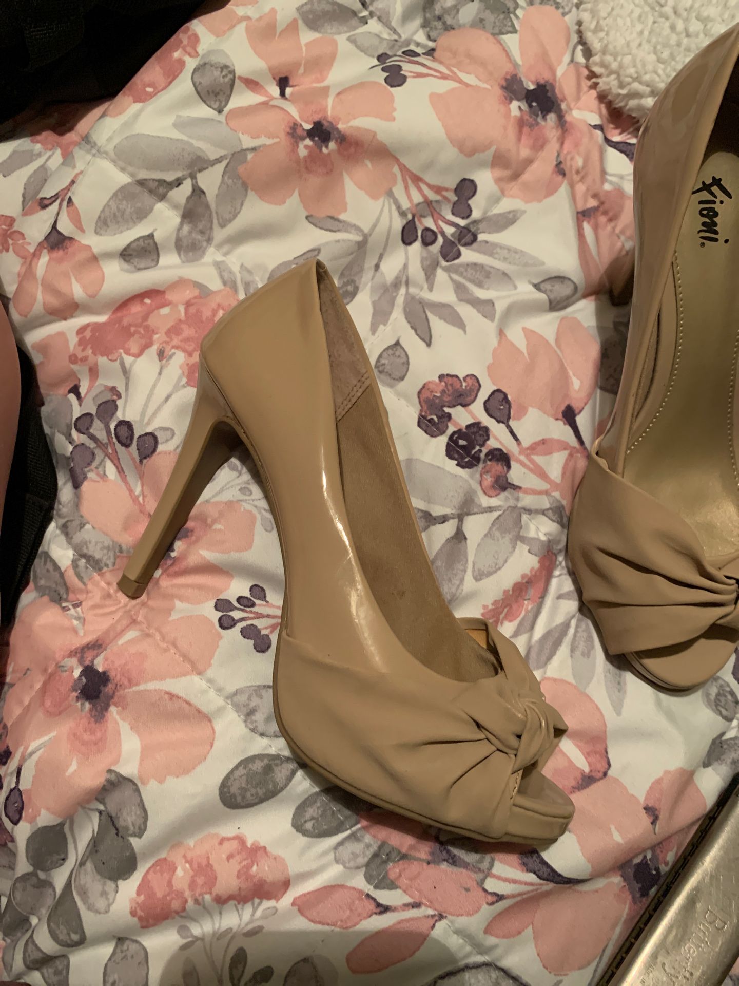 Fioni Nude Heels for Sale in Houston, TX - OfferUp