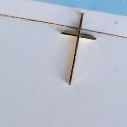 Small 14k Goldfilled Cross Pendant