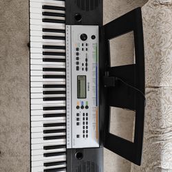 Yamaha YPT-255 Portable Keyboard