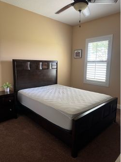 Modern Queen Bedroom Set