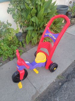 Fisher Price triciclo