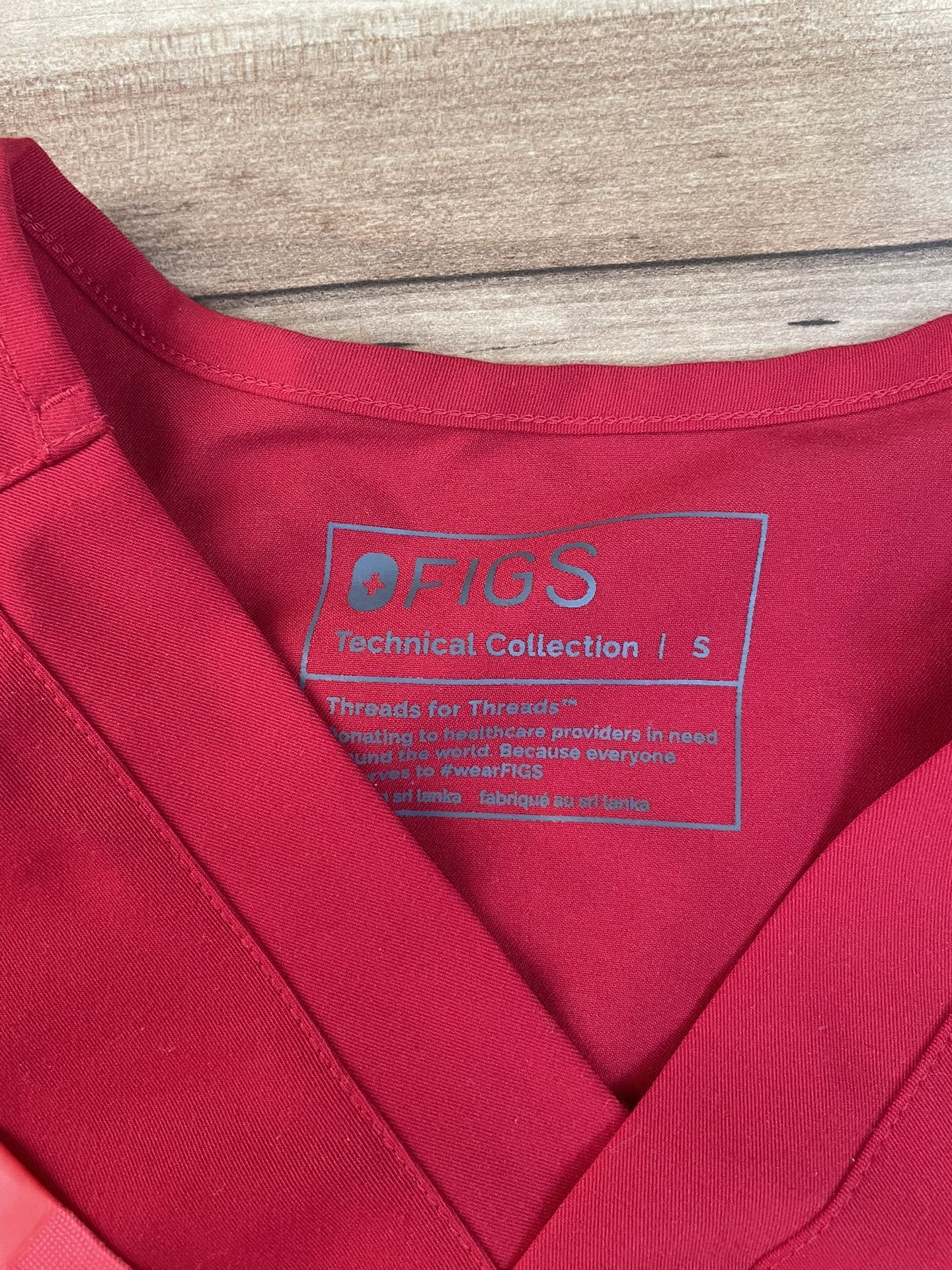 Figs Scrubs men’s Small