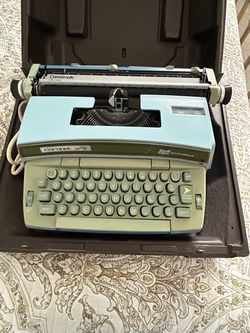 Smith-Corona Coronet Super 12 Electric Typewriter
