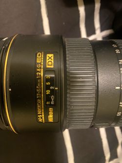 Nikon 17-55mm lens