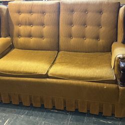 Free Couch 