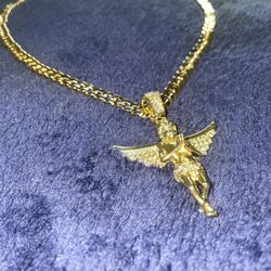 14k gold cuban chain & angel pendant set