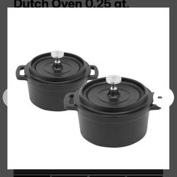 Flavehc Mini Cocotte 8 oz Mini Dutch Oven 0.25 qt. Cast Iron Garlic Roaster for Oven Garlic Confit Pot Ramekins with Lids Oven Safe Set of 2, Black