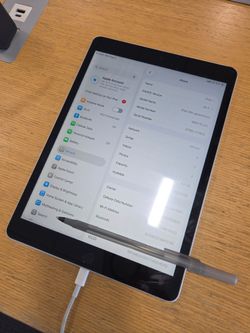 Ipad 9th gen 64gb Cellular/LTE
