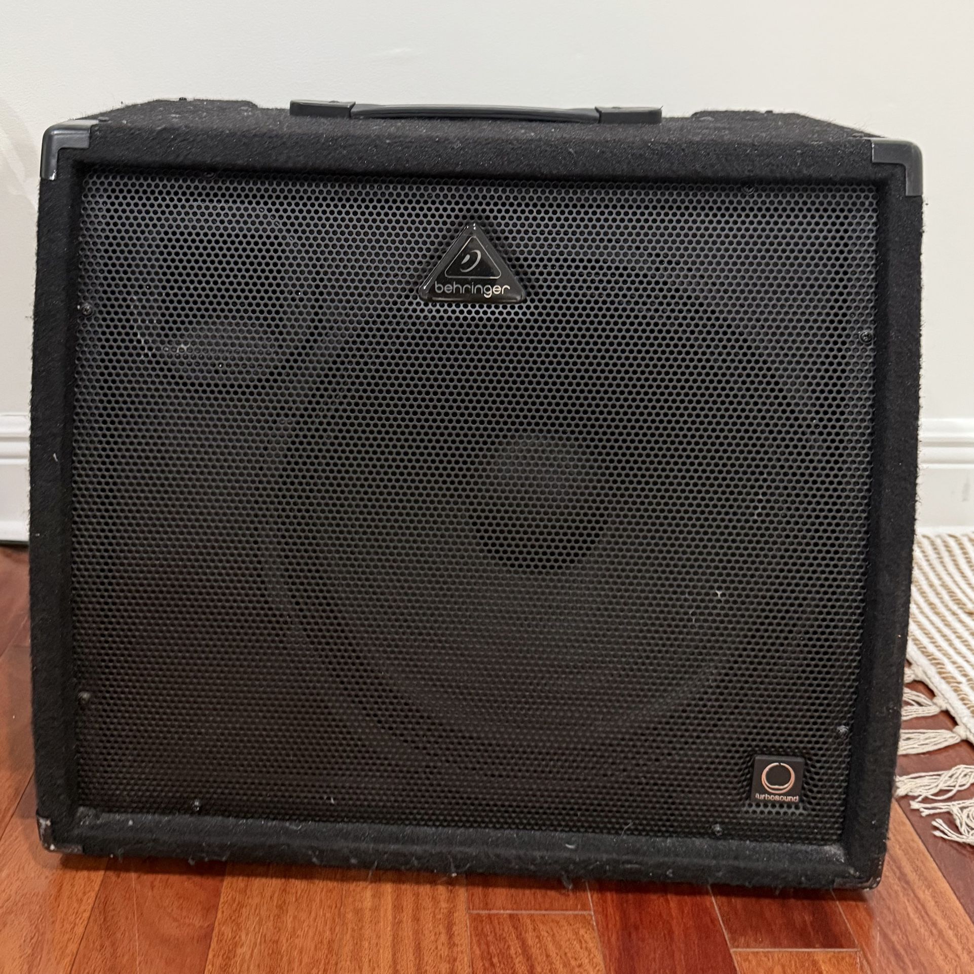 Behringer Ultratone KXD15 - 600W 15-inch Keyboard Amp & Combo PA