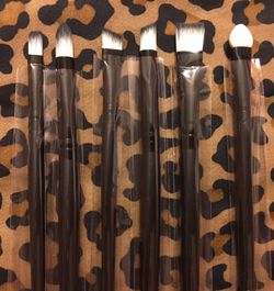 Brand new eyeshadow contour brush kit