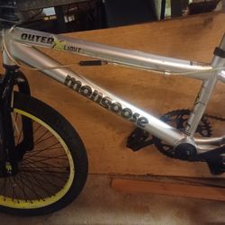Mongoose BMX Freestyle Bike