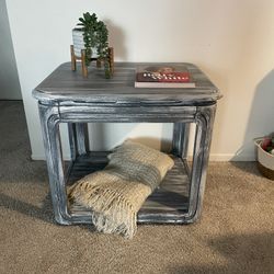 Coffee Table / Accent Table 