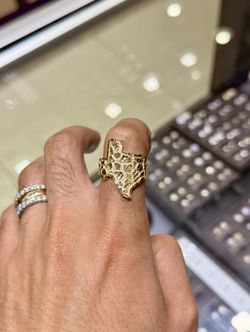 Yellow Gold Nugget Ring 