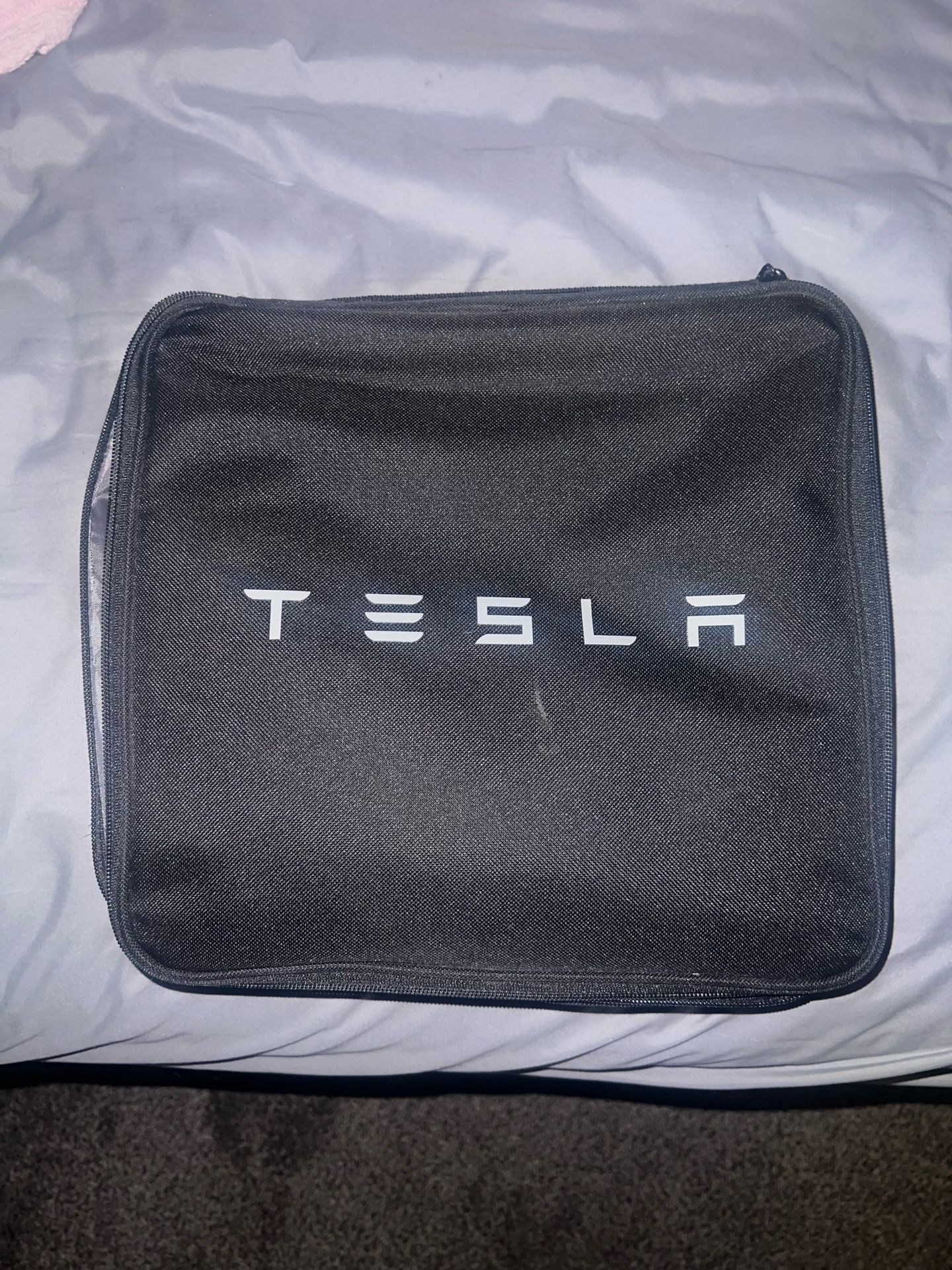 Tesla Mobile Connector
