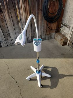 Teeth whitening system.