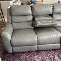 Havertys Leather Reclining Couch With Hidden Charging Station