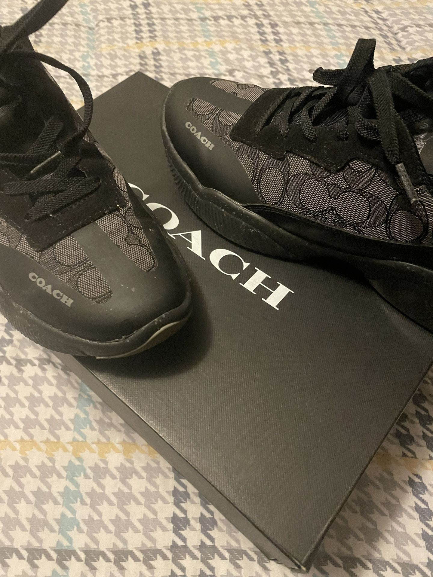 coach tennis shoes size 8.5 w
