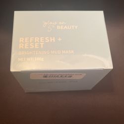 Glow on 5th Beauty Refresh + Reset Brightening Mud Mask