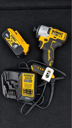 Dewalt 20V XR impact & 20 Volt 4ah battery