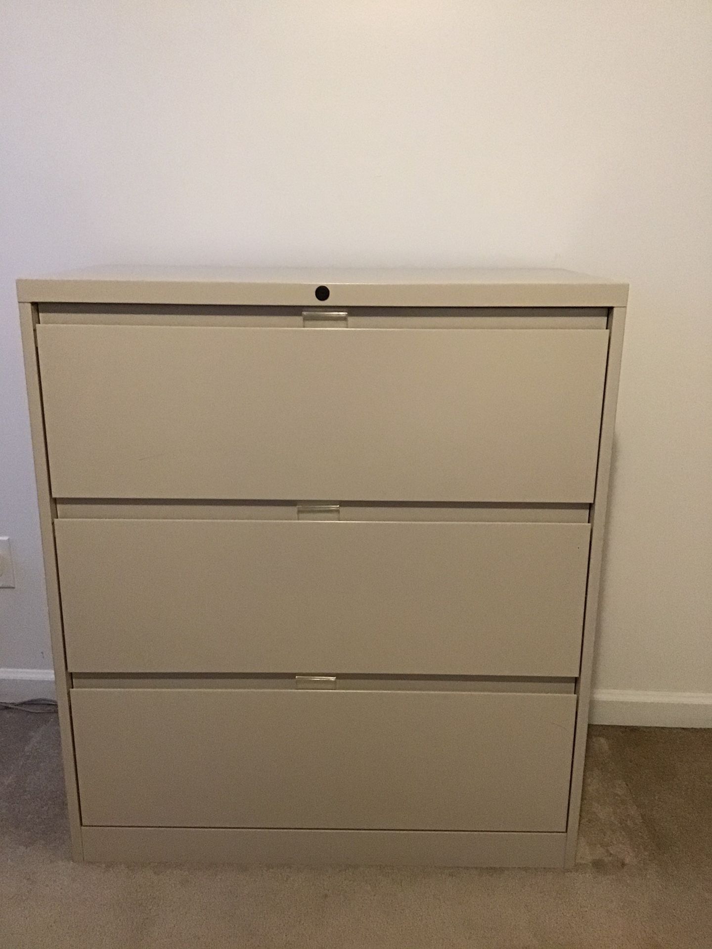 Steel case 36” 3-drawer file cabinet putty. $50.