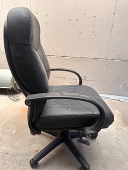 Silla Ejecutivas Office Master BC98 negras