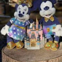 Walt Disney World 50th Anniversary celebration: Mickey Mouse - Scentsy Buddy 