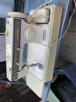 Singers sewing machine