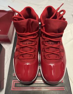 Air Jordan 11 Retro Men’s Gym Red/Black-White size 9