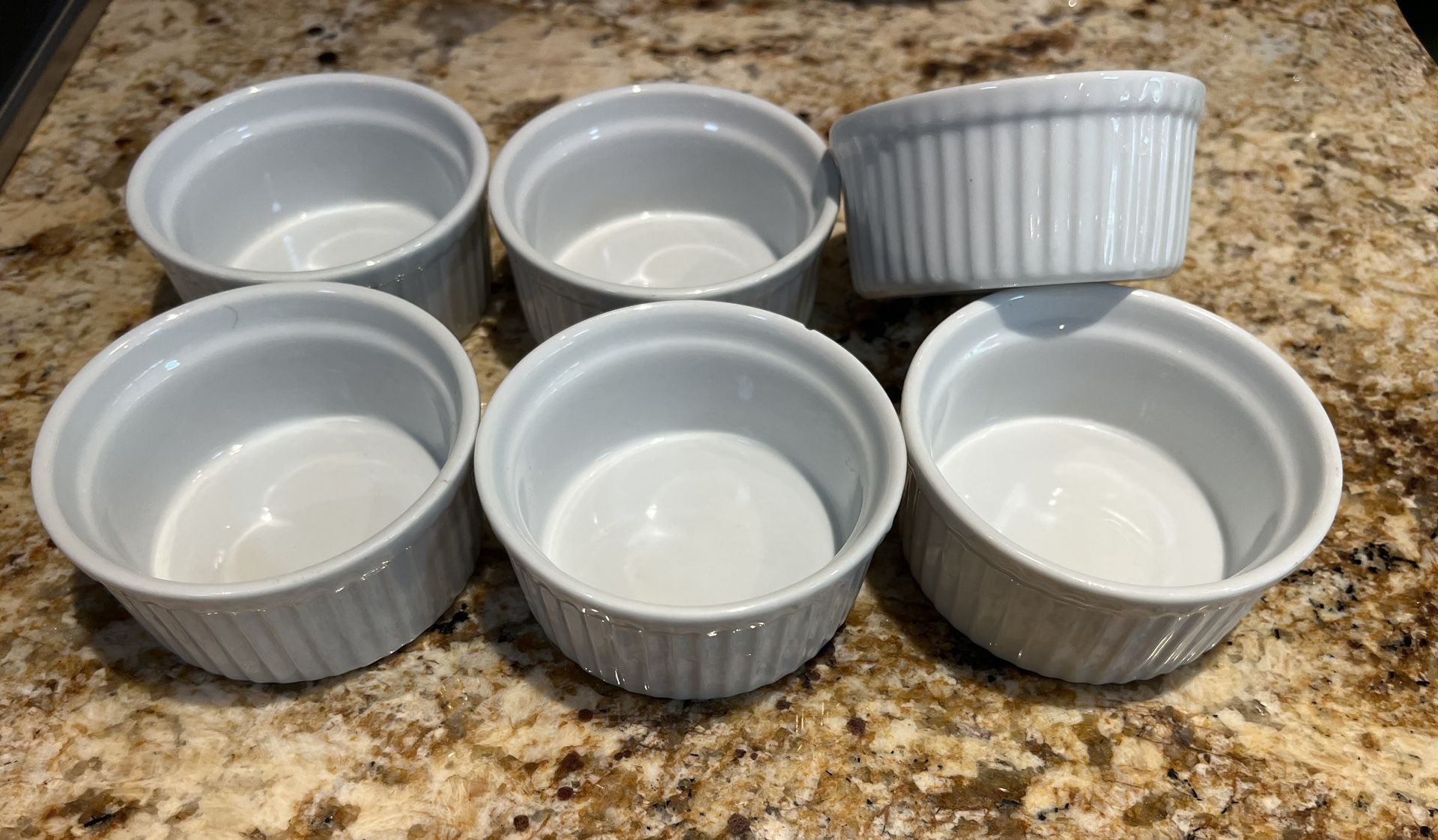6 WHITE RAMEKIN BAKING CUPS