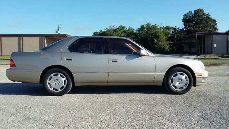 2000 Lexus LS400 platinum edition for Sale in Houston, TX - OfferUp