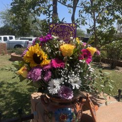 floral arrangement 