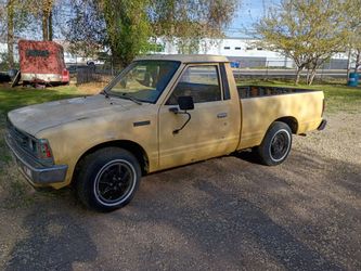 1985 Nissan 720