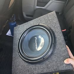 12 inch Pioneer Subwoofer With Amplifier  Thumbnail