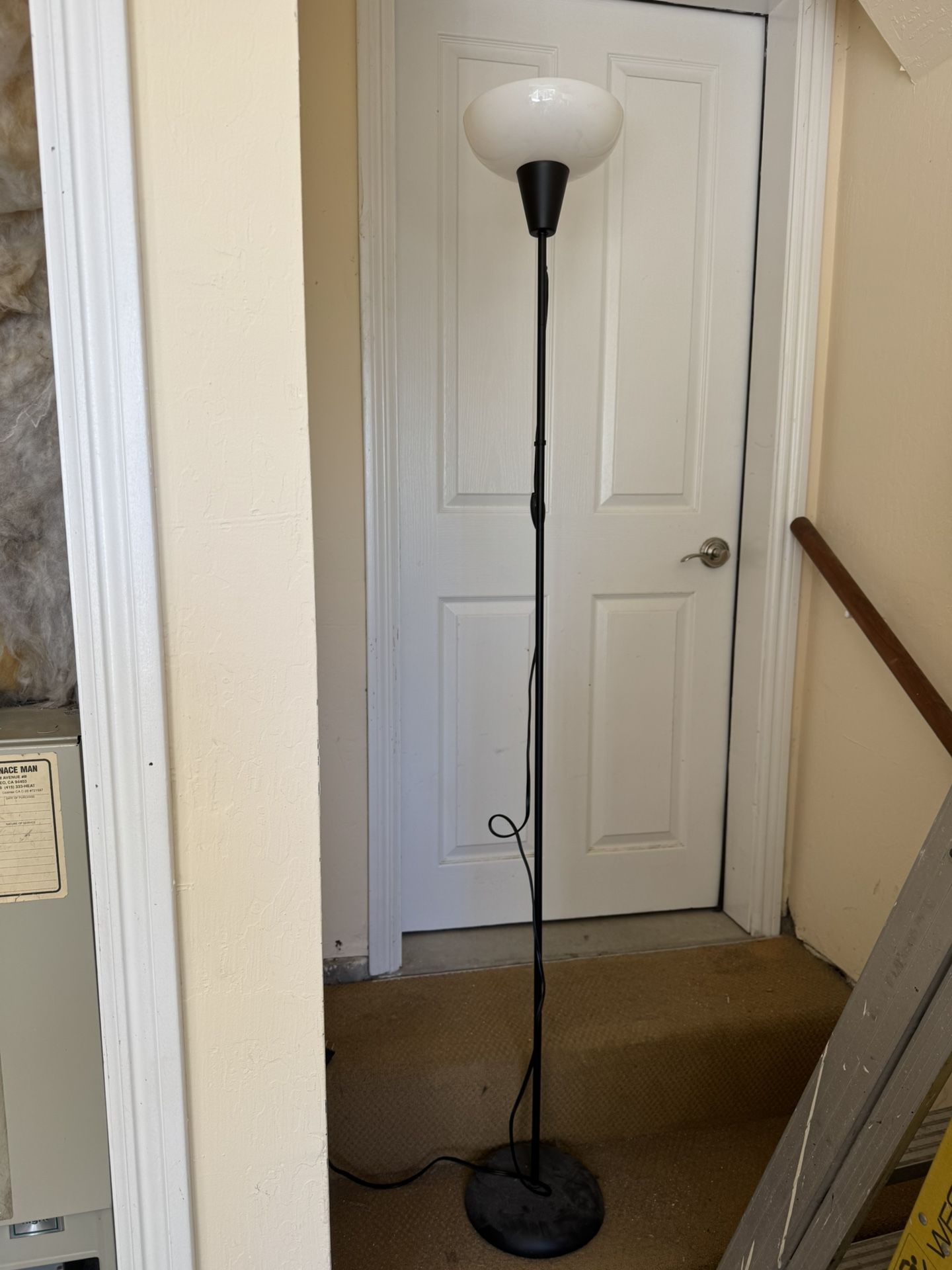 Tall Floor Lamp, Excellent Condition!