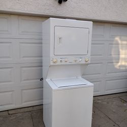 Stackable Washer Gas Dryer 