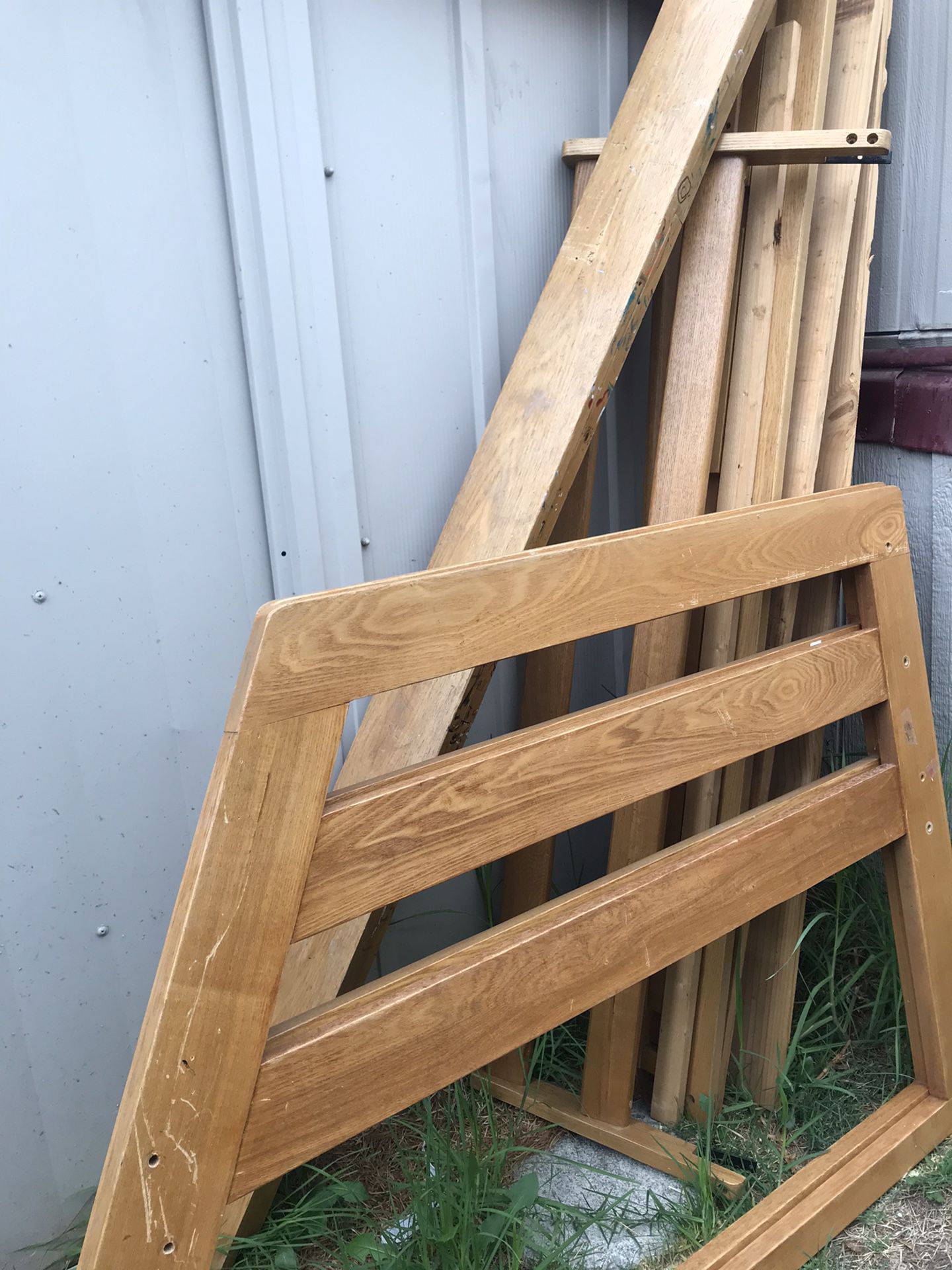 FREE twin sized bed frame