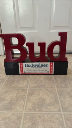 BUDWEISER LIGHT UP SIGN