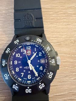 Luminox Evo 3003 sapphire, screw down caseback