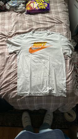 Nike Tee Medium