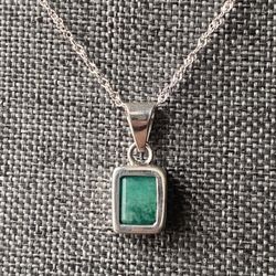Genuine Colombian emerald pendant , silver 925, real natural emerald, Carats 2.5