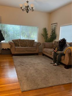 Free couches I need gone today